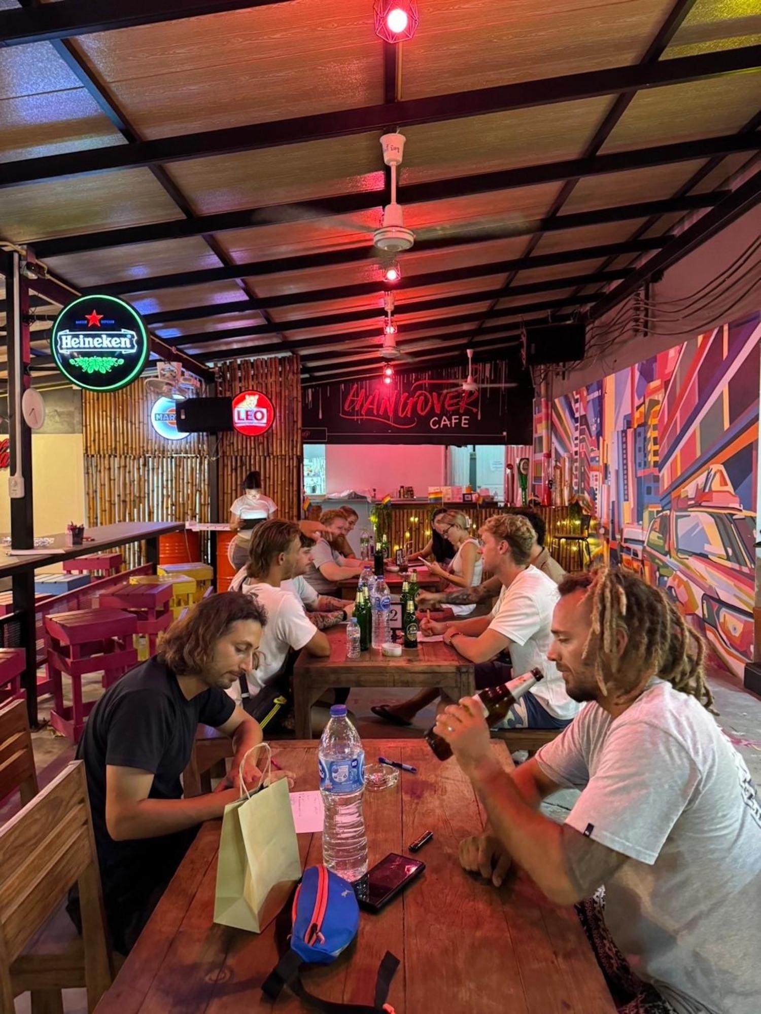 Revolution Khao San By The Bliss Hostel Bangkok Exterior photo